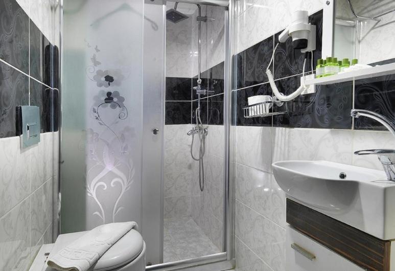 Diyar Budget Hotel อิสตันบูล ภายนอก รูปภาพ