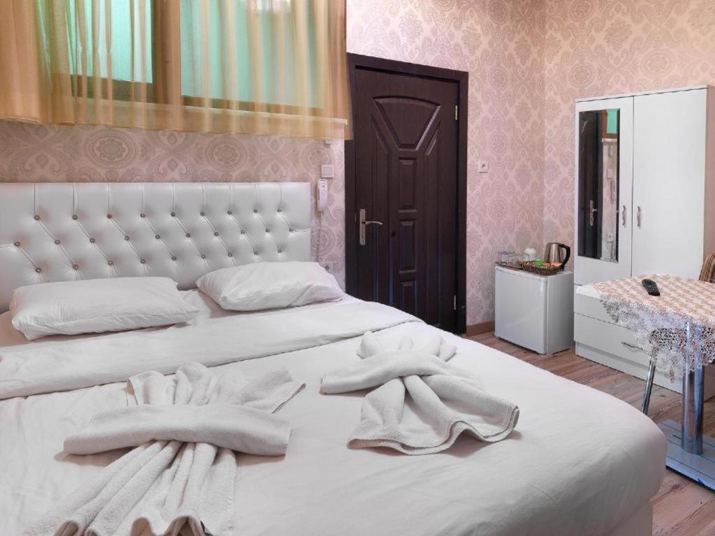 Diyar Budget Hotel อิสตันบูล ภายนอก รูปภาพ