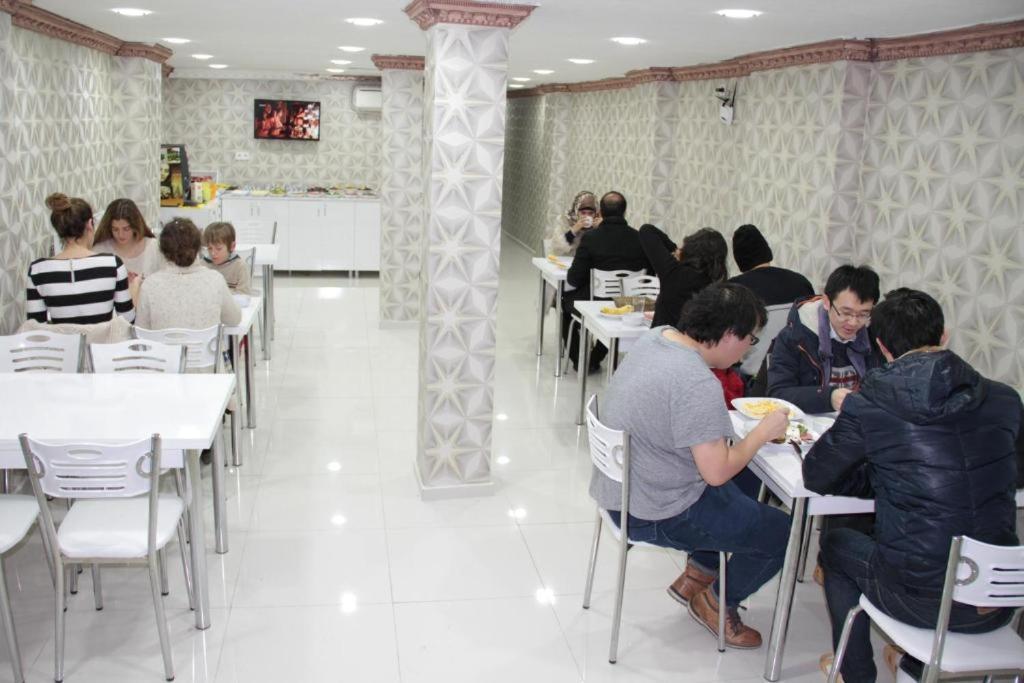 Diyar Budget Hotel อิสตันบูล ภายนอก รูปภาพ