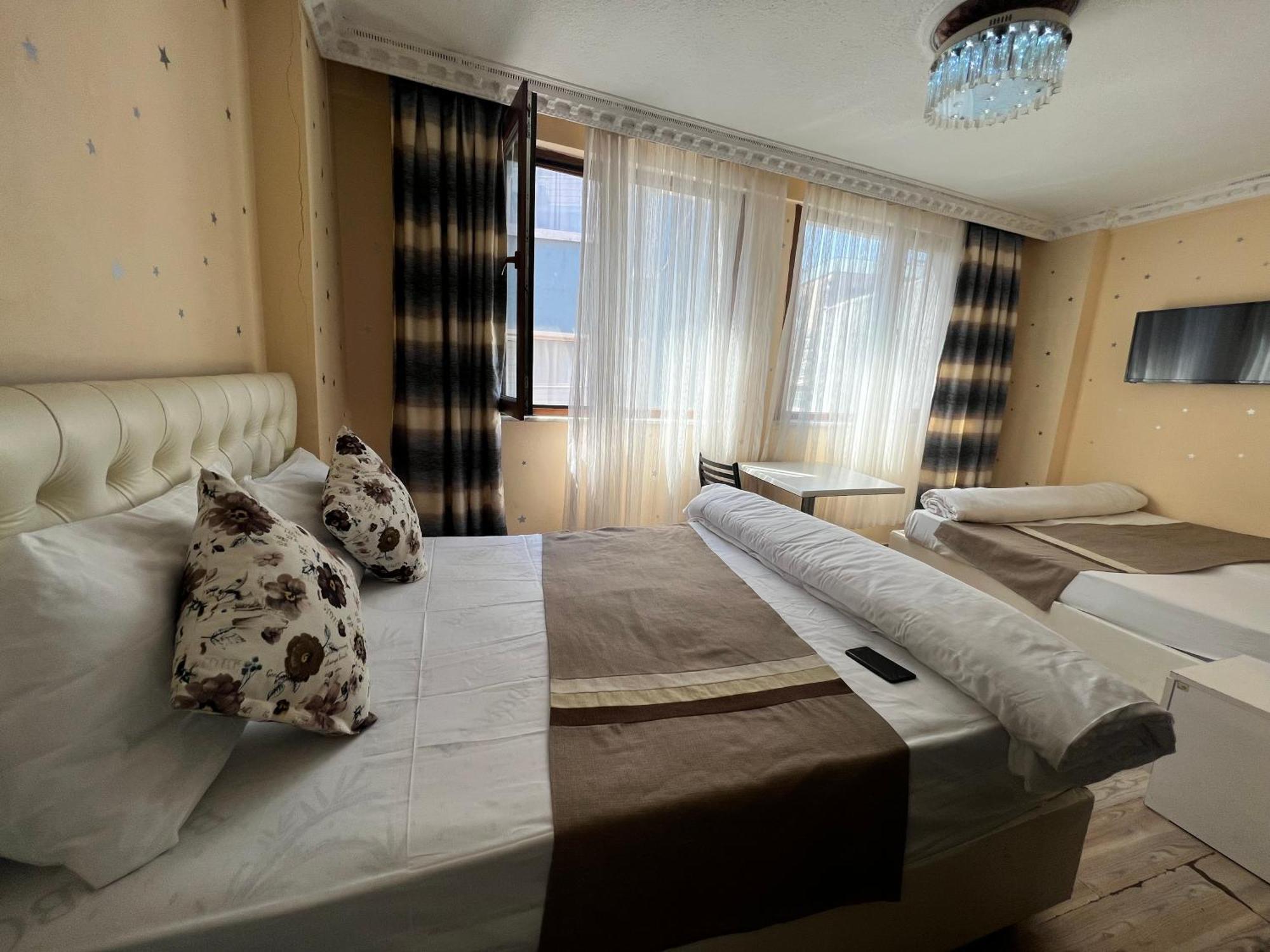 Diyar Budget Hotel อิสตันบูล ภายนอก รูปภาพ
